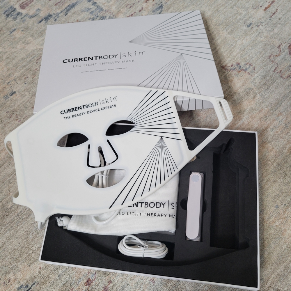 Currentbody LED  Face Mask